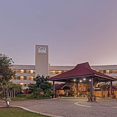 The Park Visakhapatnam Hotel Exterior photo