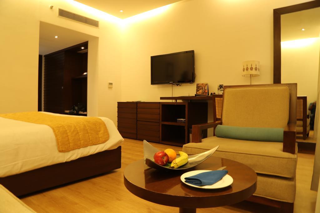 The Park Visakhapatnam Hotel Exterior photo